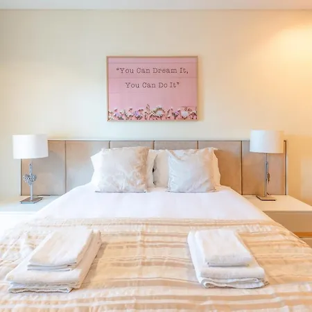 Апартаменты Guestready - Amazing Modern Family
